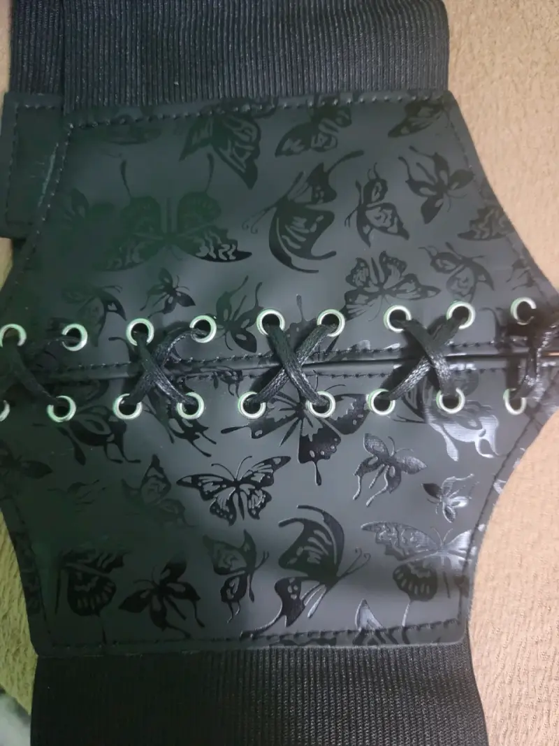 Corset negro Shein con diseño de mariposas 66 cm - 5