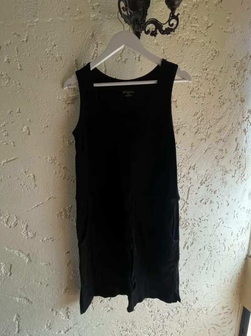 Vestido negro sin mangas Merona