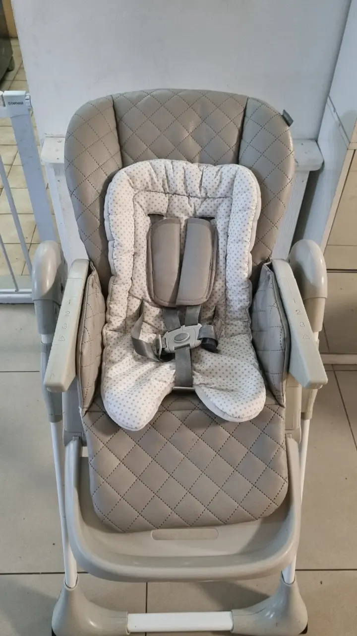 Silla de Comer para Bebé Ajustable y Cómoda - 2