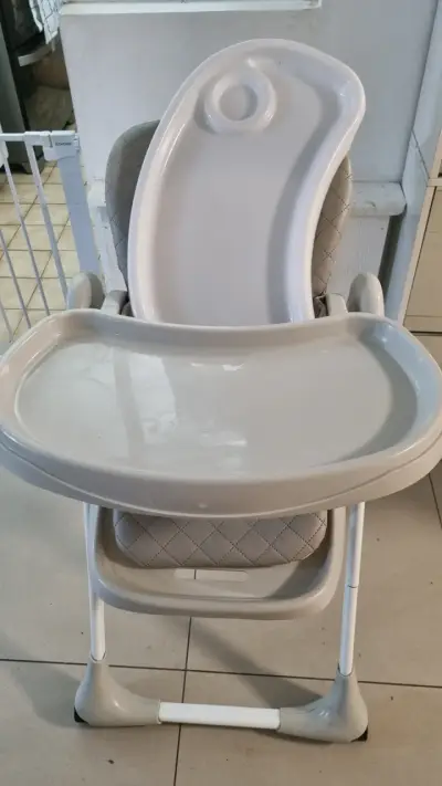 Silla de Comer para Bebé Ajustable y Cómoda - miniatura 3