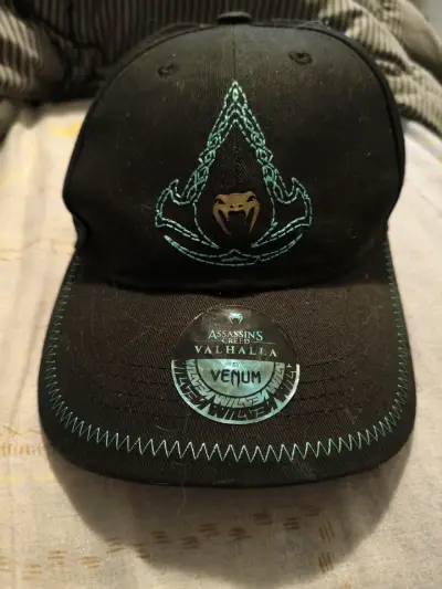 Gorra negra Assassin's Creed Valhalla Venum - miniatura 1