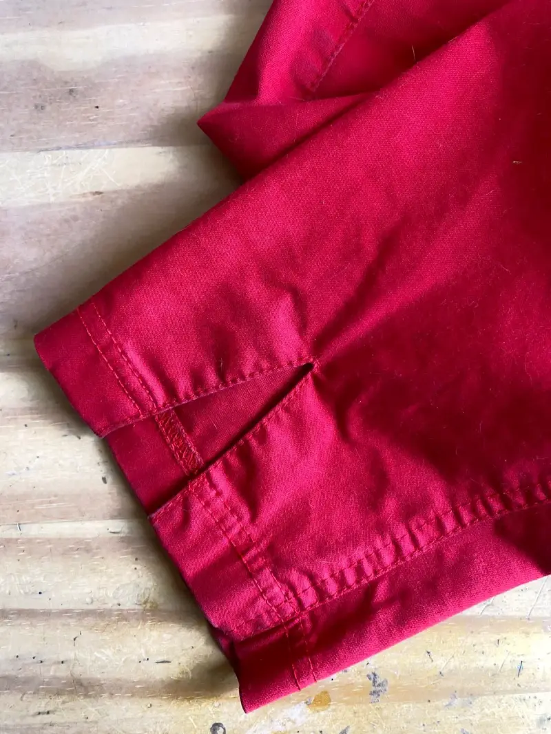 Pantalones al tobillo rojos con cierre metálico - 6