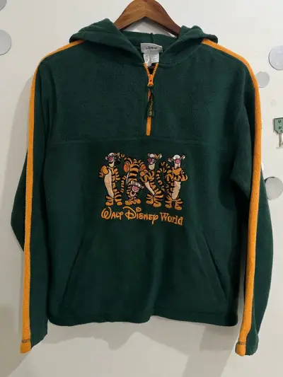 Polerón Disney World verde con capucha y diseño de Tigger - miniatura 5