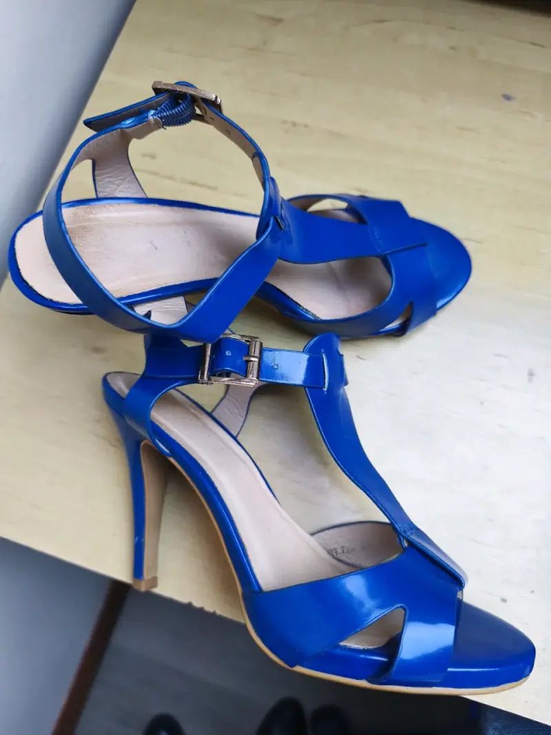 Sandalias de tacón alto azul para mujer - 2