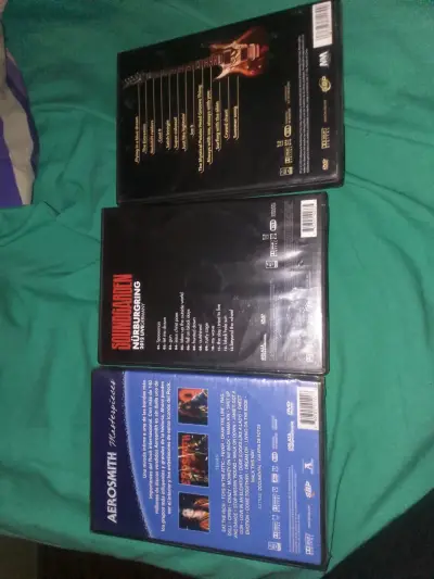 Colección de DVDs de conciertos de rock - miniatura 2