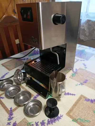 Cafetera espresso Gaggia Classic con accesorios - miniatura 2
