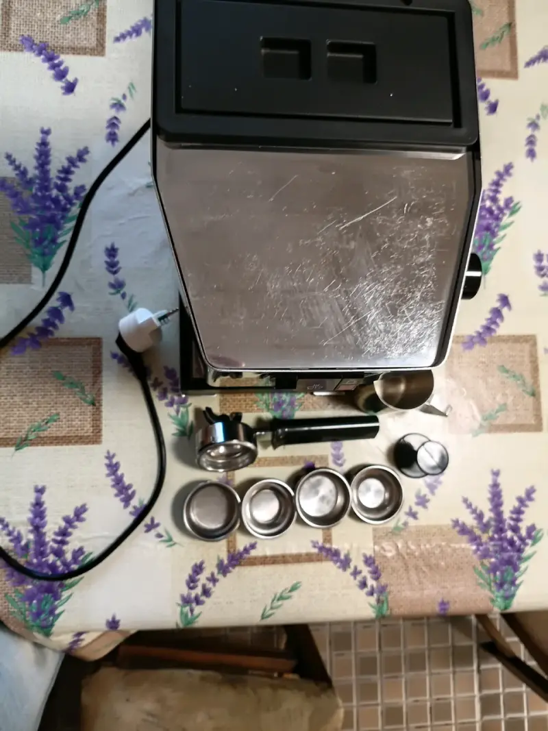 Cafetera espresso Gaggia Classic con accesorios - 4