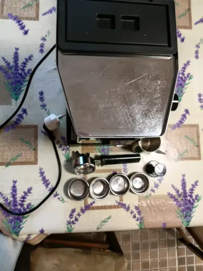 Cafetera espresso Gaggia Classic con accesorios - miniatura 4