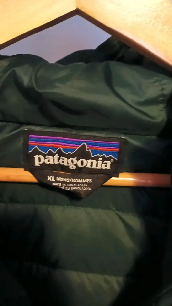 Chaqueta acolchada verde Patagonia con capucha - 2