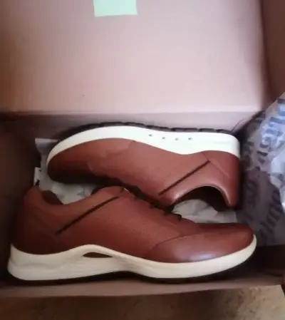 Zapatillas casuales cuero marrón  NUEVAS , H.PUPPI - miniatura 2