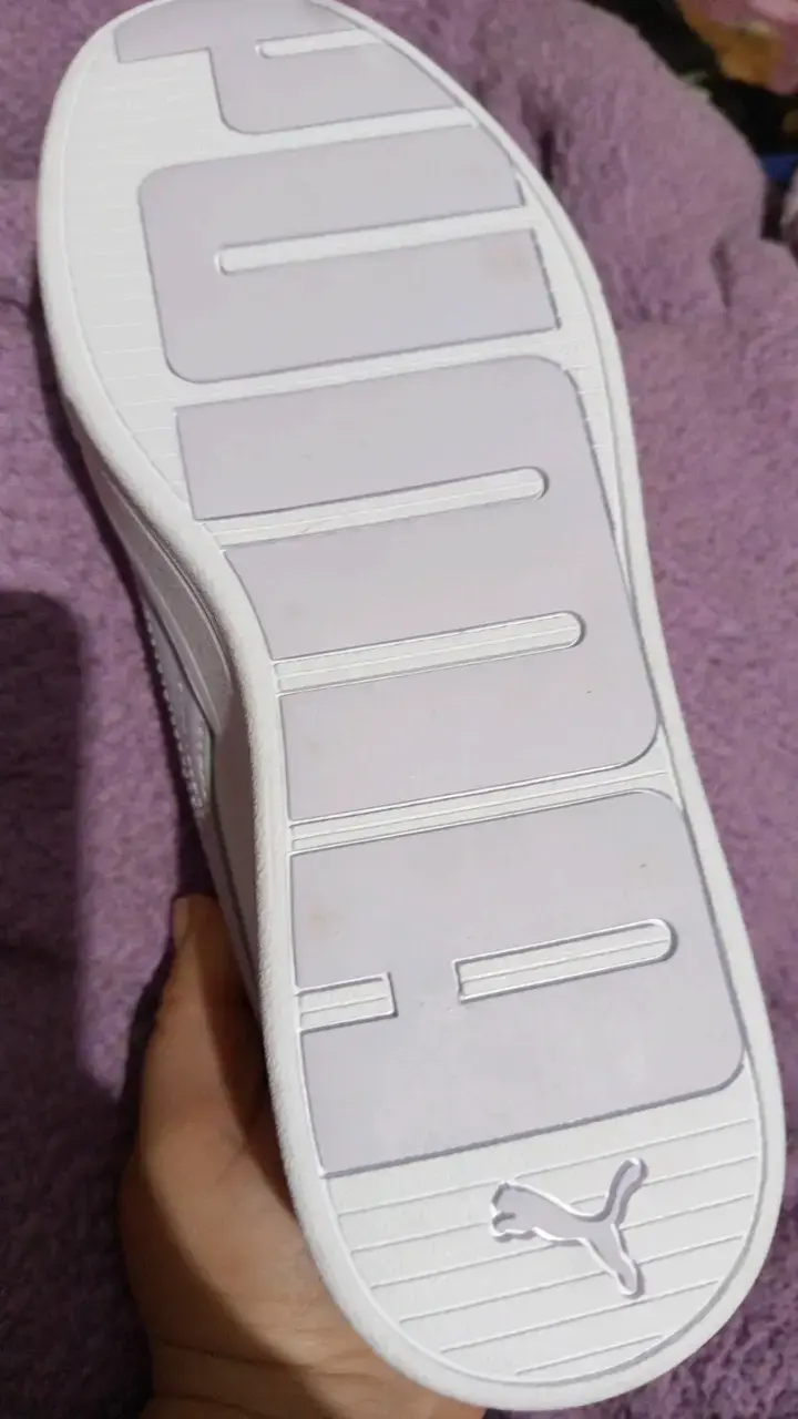 Zapatillas deportivas blancas y grises Puma - 3