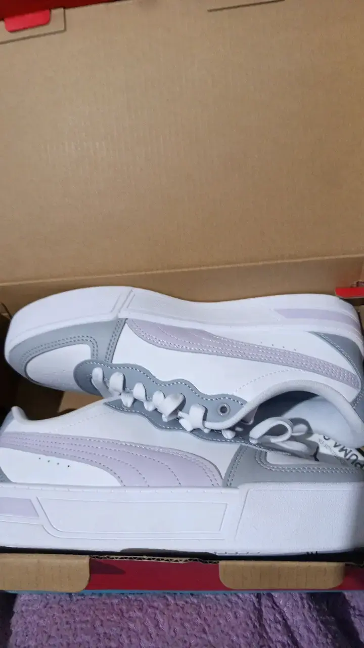 Zapatillas deportivas blancas y grises Puma - 5