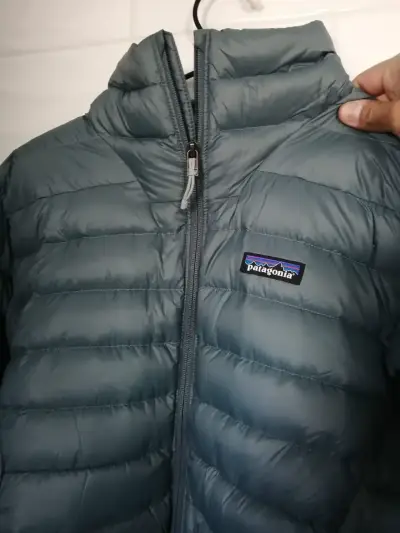 Chaqueta de plumas Patagonia, M ,NUEVA - miniatura 2