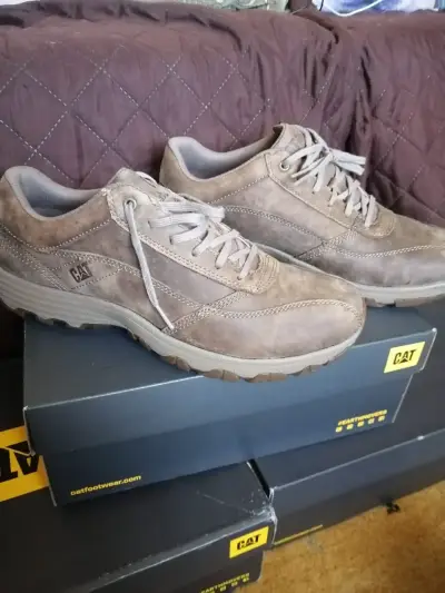 Zapatos de cuero marrón CAT para hombre - miniatura 4