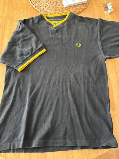 Poleras Fred Perry y blusa Fred Perry - miniatura 2