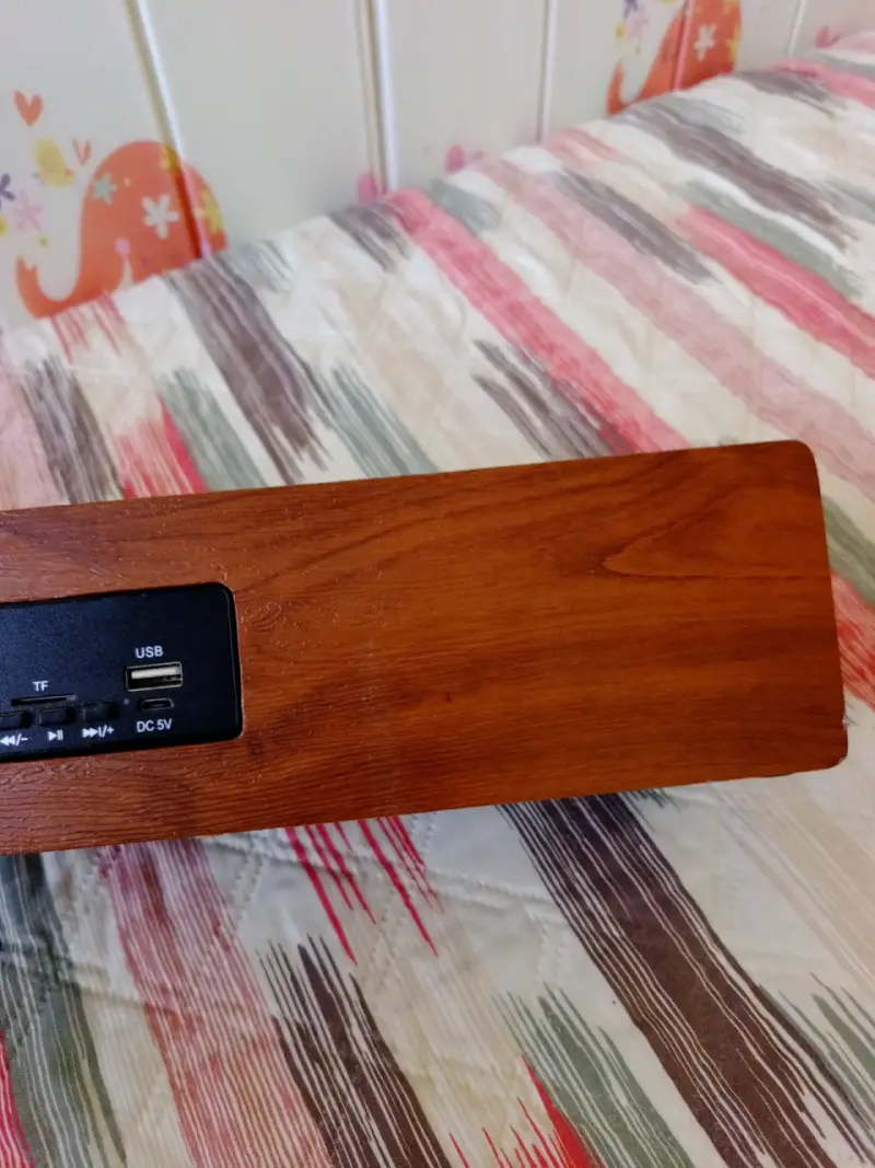Parlante Bluetooth Rockwood Blik de Madera - 5