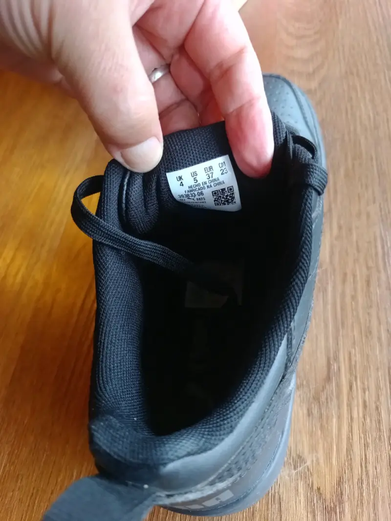 Zapatillas negras Puma Rebound V6 Lo Jr - 3