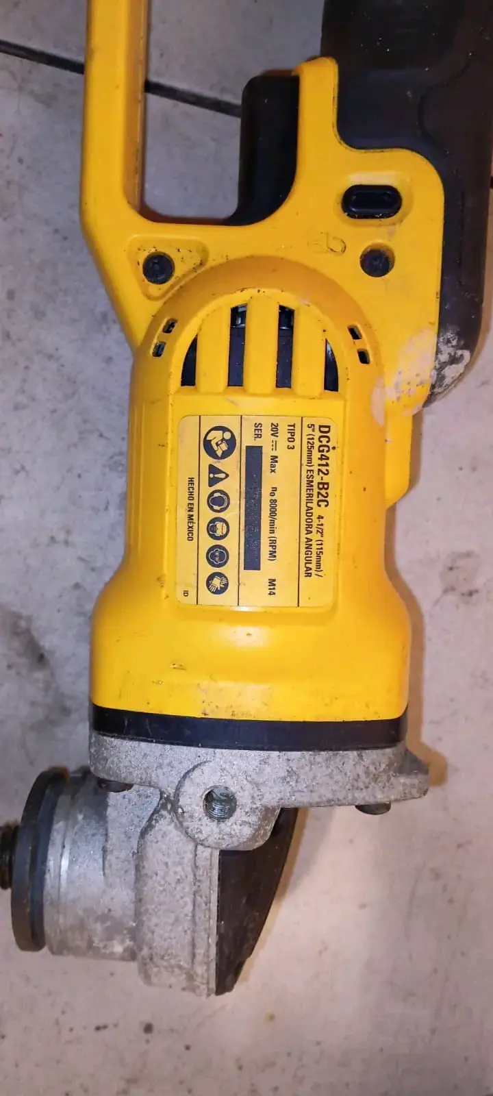Esmeriladora angular inalámbrica Dewalt 20V - 2