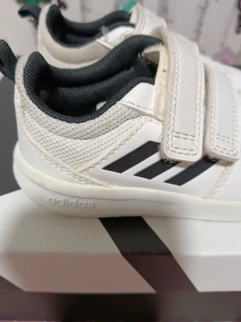 Zapatillas deportivas blancas Unisex Adidas - 4
