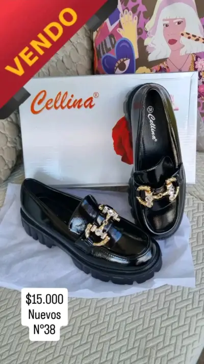 Mocasines negros Cellina con detalle dorado - miniatura 1