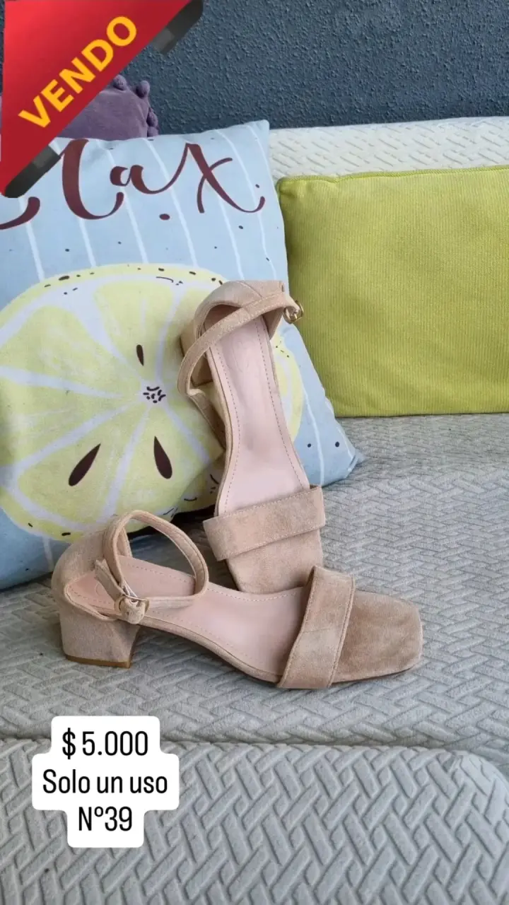 Sandalias de tacón beige talla 39 en buen estado - 1