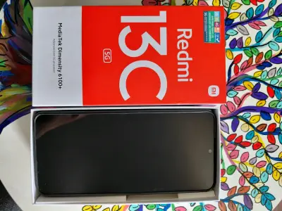 Smartphone Redmi 13C 5G con MediaTek Dimensity - miniatura 1