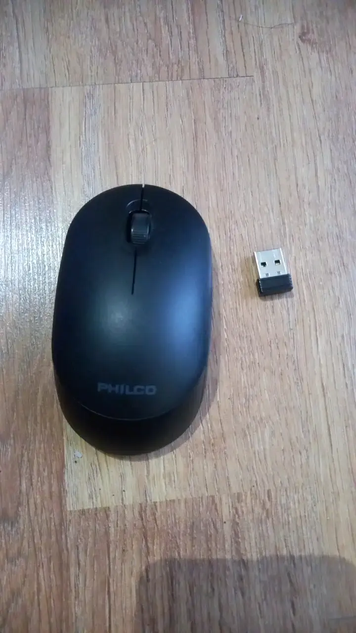 Mouse inalámbrico Philco negro con receptor USB