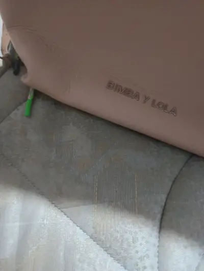 Cartera de cuero rosa con correa ajustable - miniatura 6