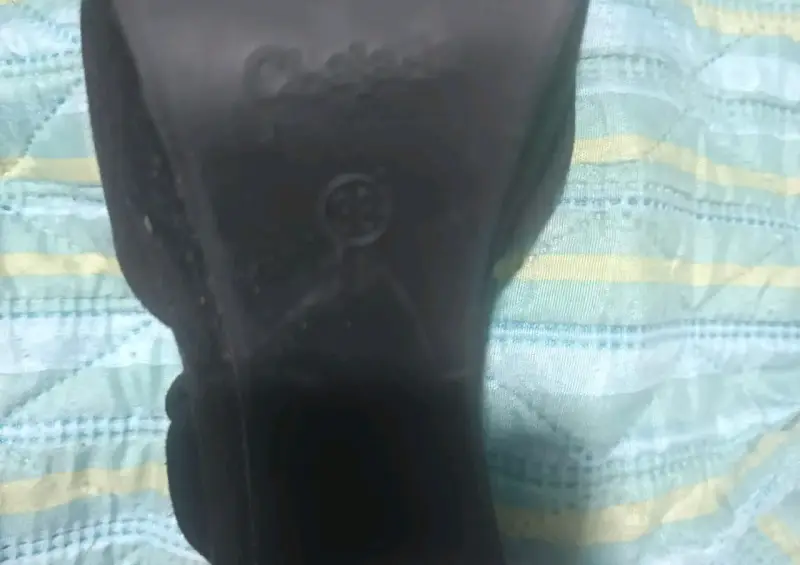Zapatos de Tacón Negro con Hebilla - 3
