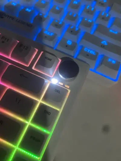 Teclado  retroiluminado RGB  + Mouse HP - miniatura 2