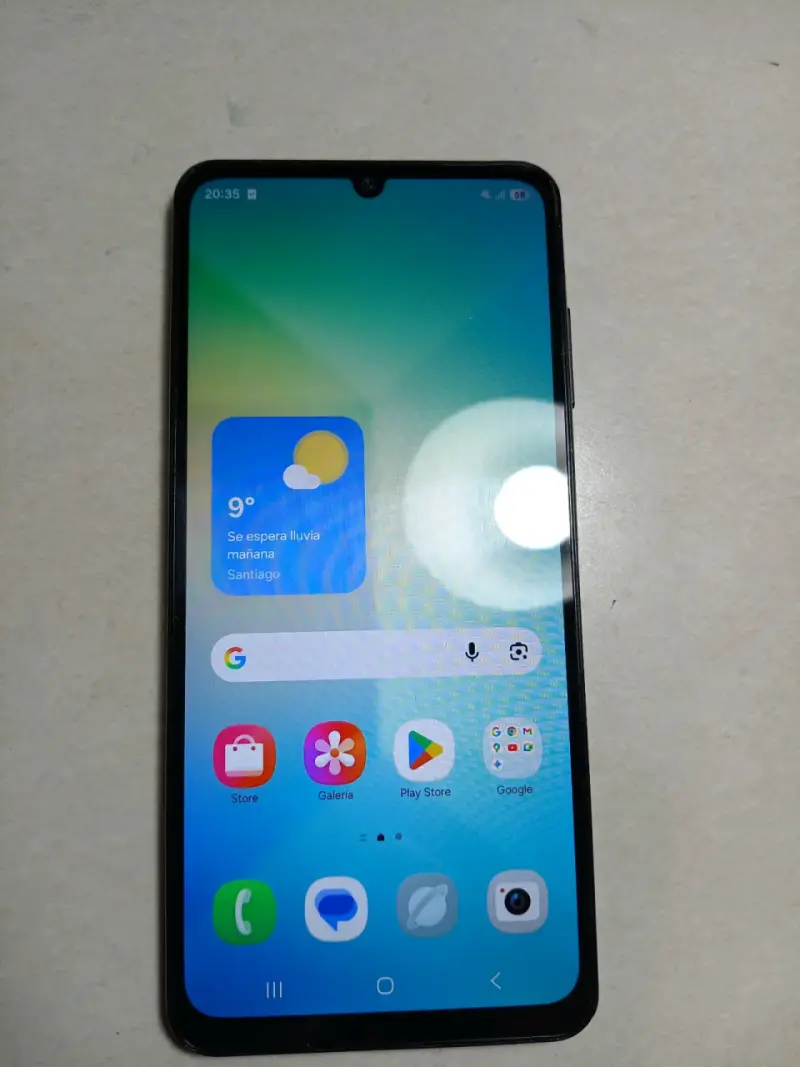 Samsung Galaxy A06 en Buen Estado - 2