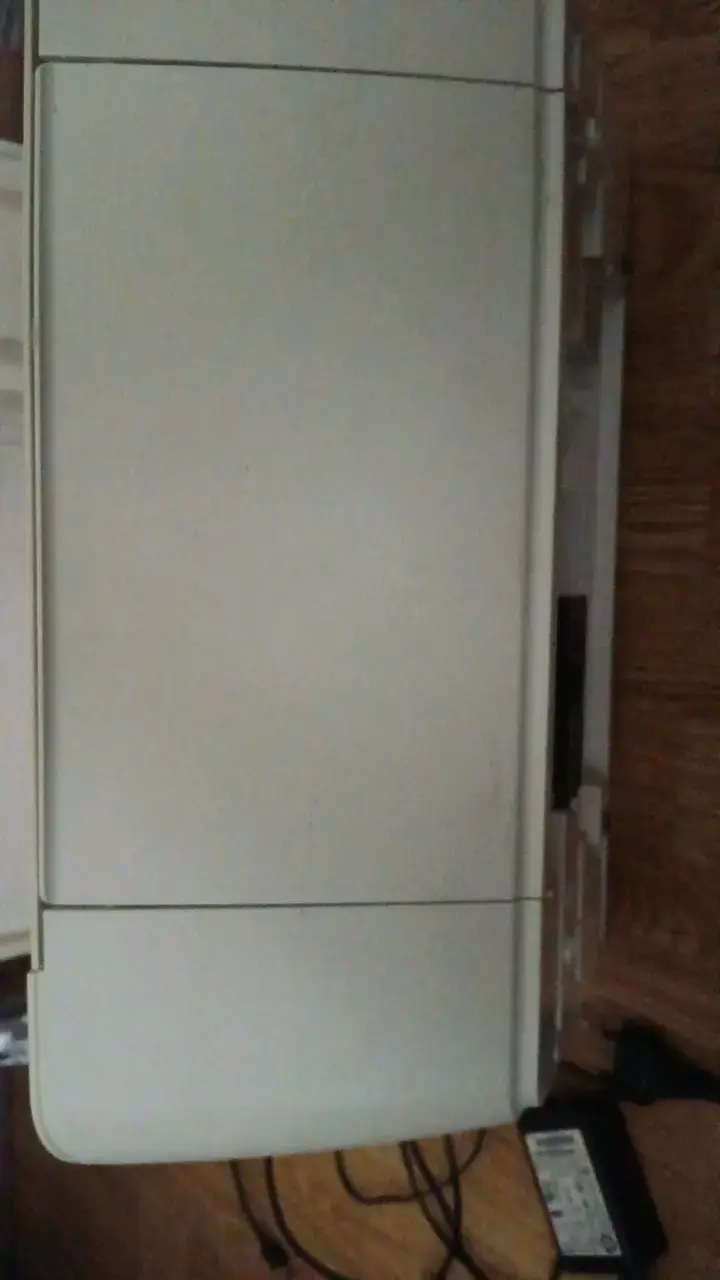 Impresora multifuncional HP LaserJet en buen estado - 4