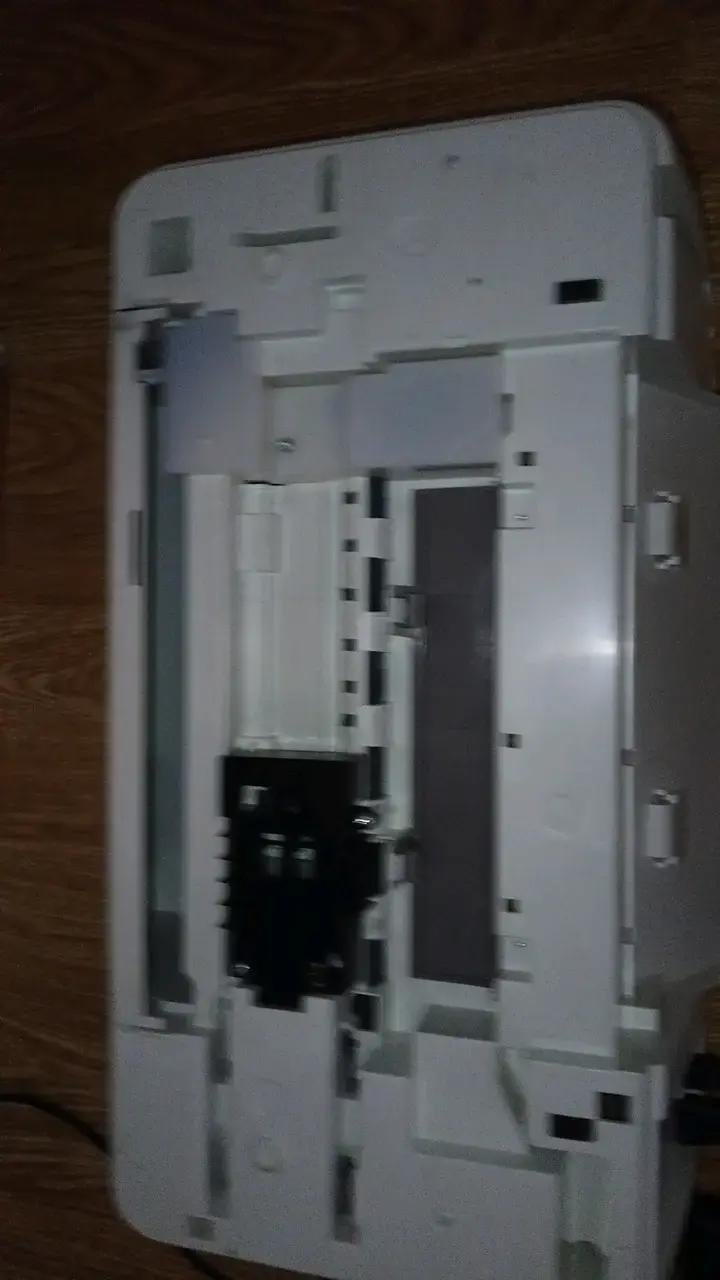 Impresora multifuncional HP LaserJet en buen estado - 5