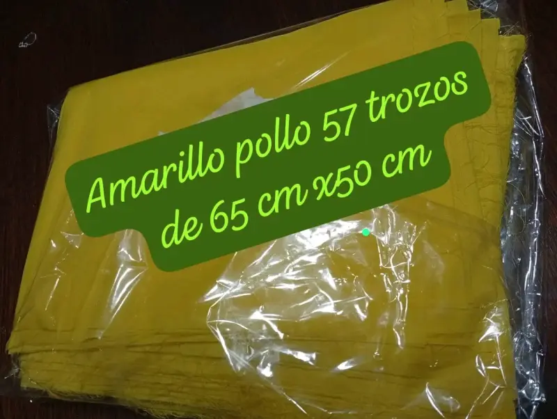 Paquete de 57 trozos de tela amarillo pollo 65x50 cm