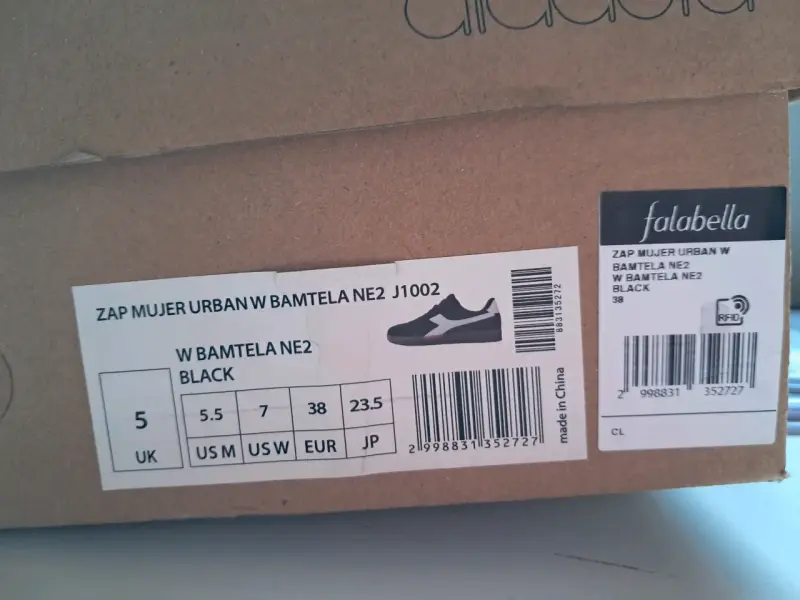 Zapatillas negras urbanas para mujer Falabella - 4