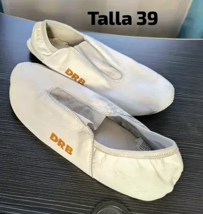 Zapatillas de ensayo DRB blancas talla 39 - miniatura 1