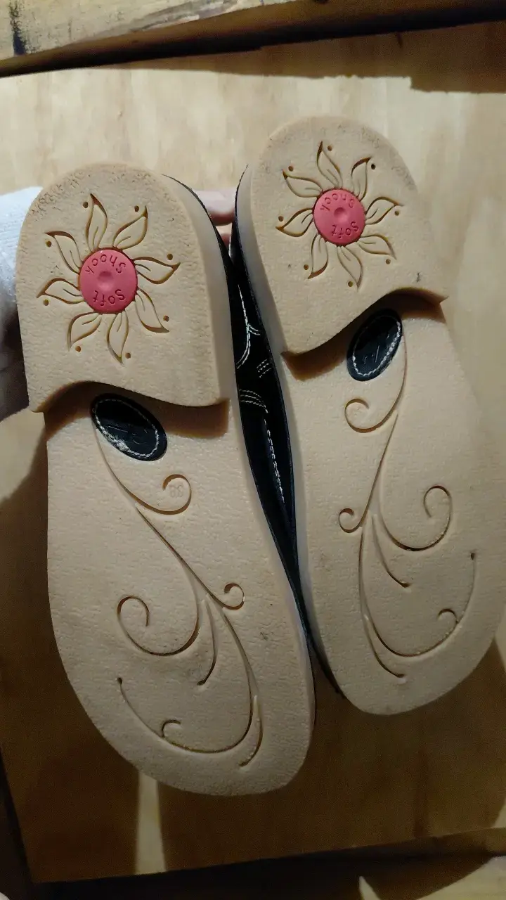 Zapatos escolares negros para niña con hebilla - 2