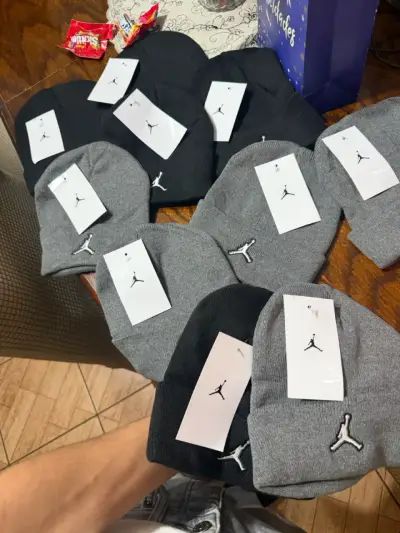 Gorros Jordan para el friooo❄️☃️ - miniatura 1