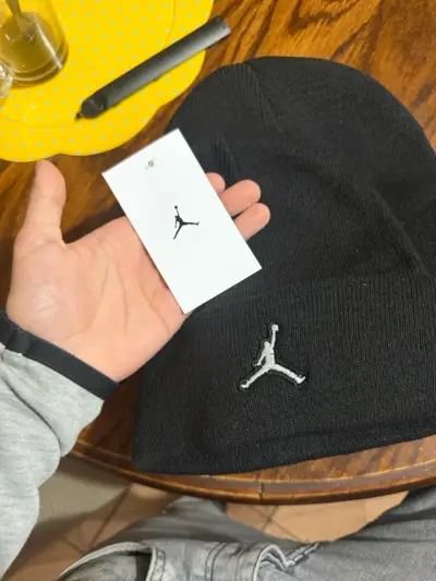 Gorros Jordan para el friooo❄️☃️ - miniatura 3