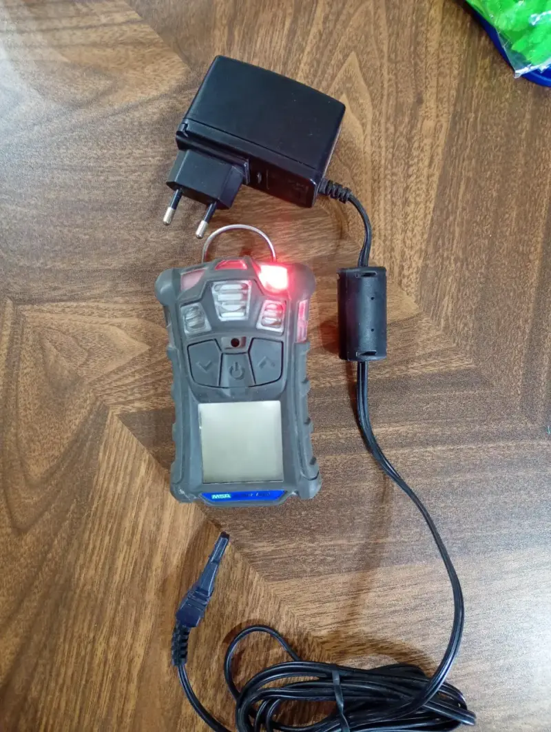 vendo detector multigás portátil MSA ALTAIR 4XR - 1