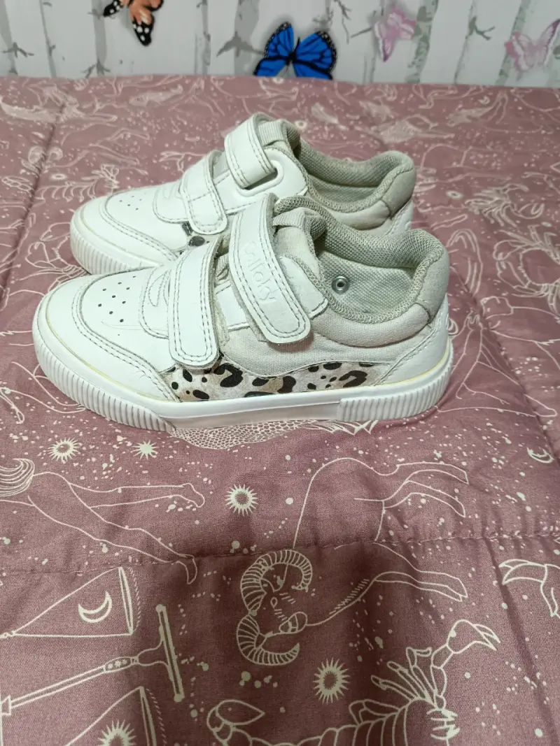 Zapatillas blancas unisex con velcro - 3