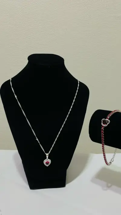 Collar de plata con dije de oso brillante - miniatura 4