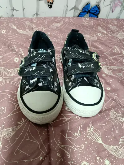 Zapatillas Bubble Gummers negras con velcro - miniatura 1