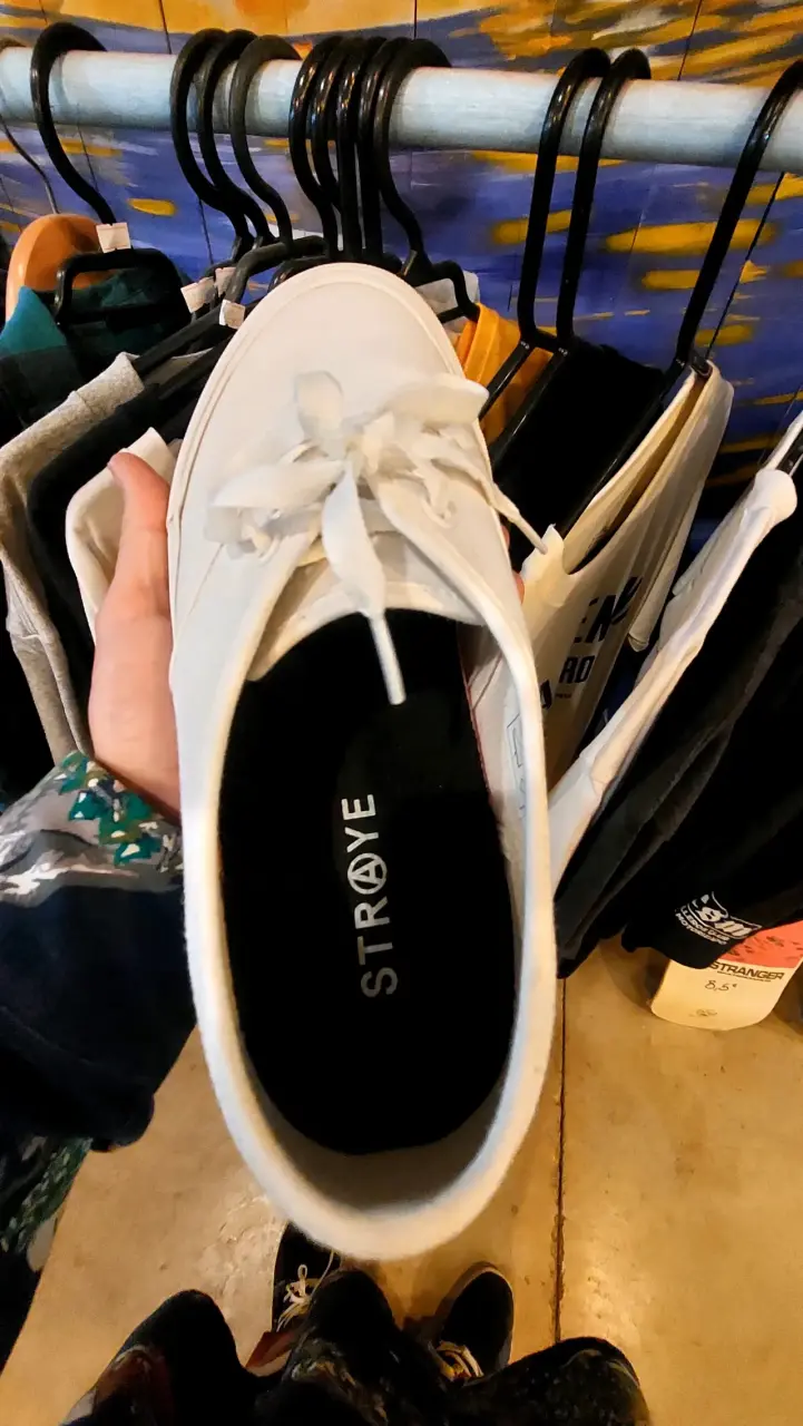 Zapatillas de lona blancas Straye talla 42.5 - 3