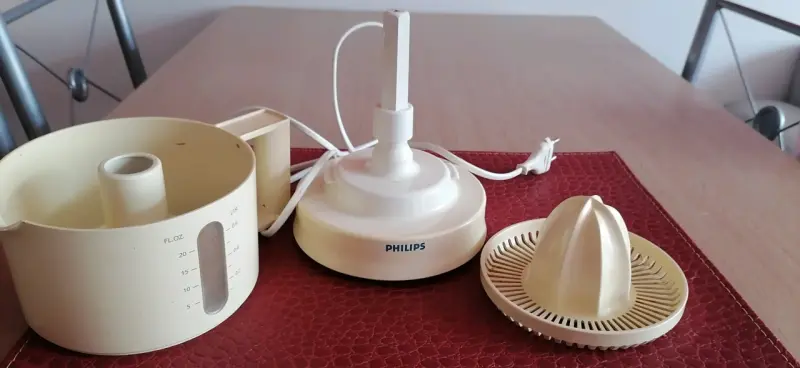 Exprimidor de jugos Philips eléctrico blanco - 3