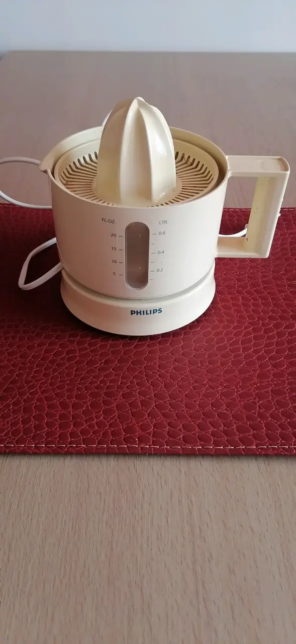 Exprimidor de jugos Philips eléctrico blanco - 4