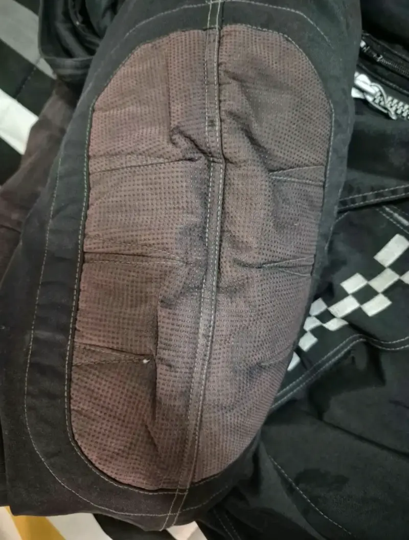Chaqueta de moto Bering negra con protecciones - 3