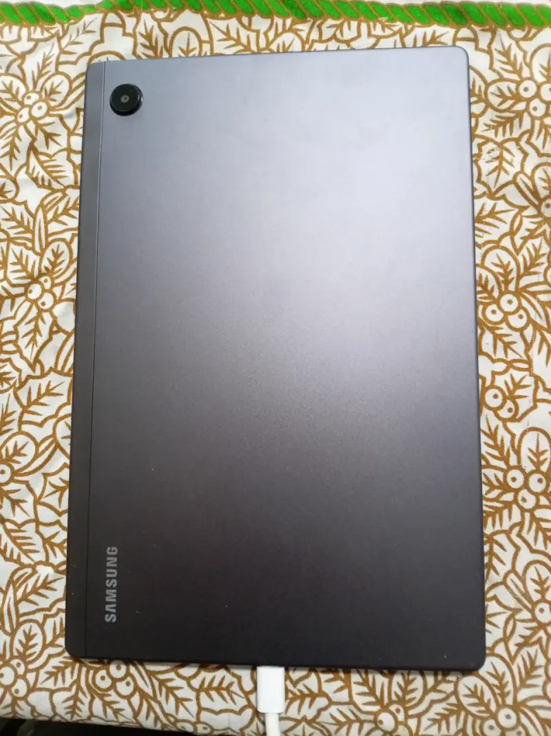 Tablet Samsung Galaxy Tab A8 en buen estado - 2