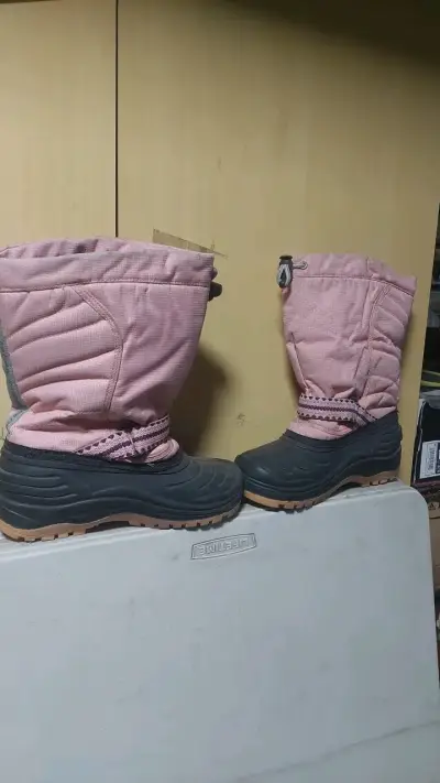 Botas de nieve rosadas para mujer - miniatura 1