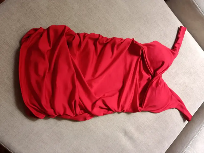 Vestido rojo elegante para mujer